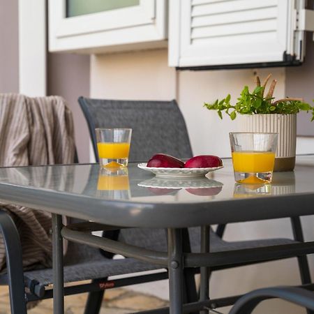 Milos Apartment Kalamaki  Dış mekan fotoğraf