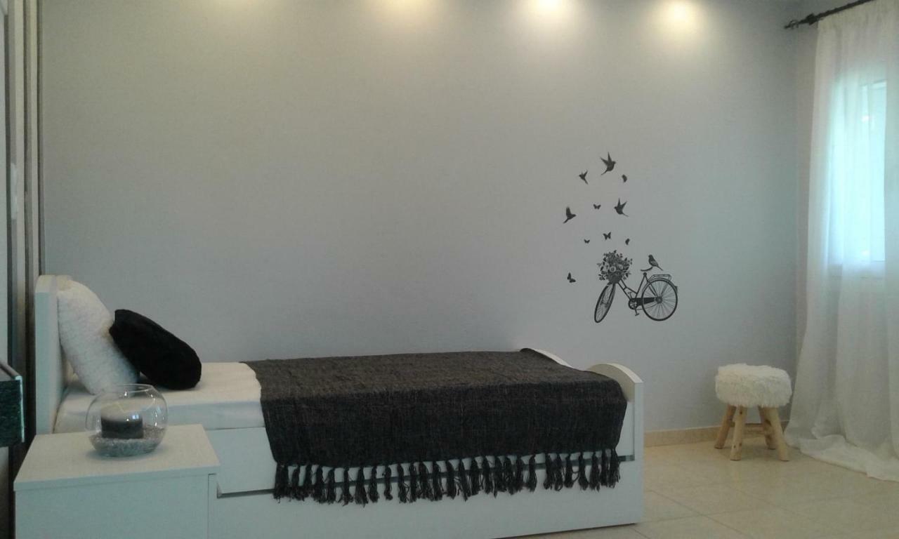 Milos Apartment Kalamaki  Dış mekan fotoğraf